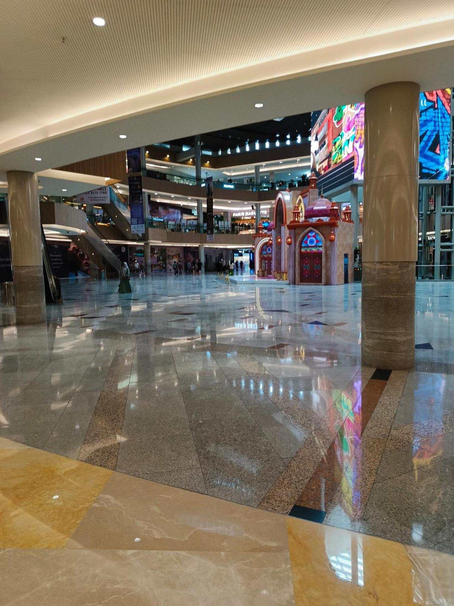 B Blue Hotel Маланг Екстериор снимка